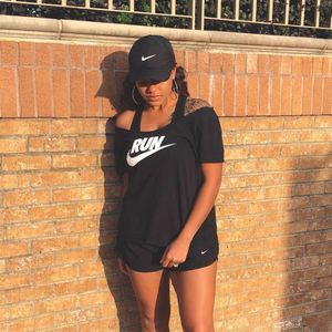 Meet your Posher, Tyra